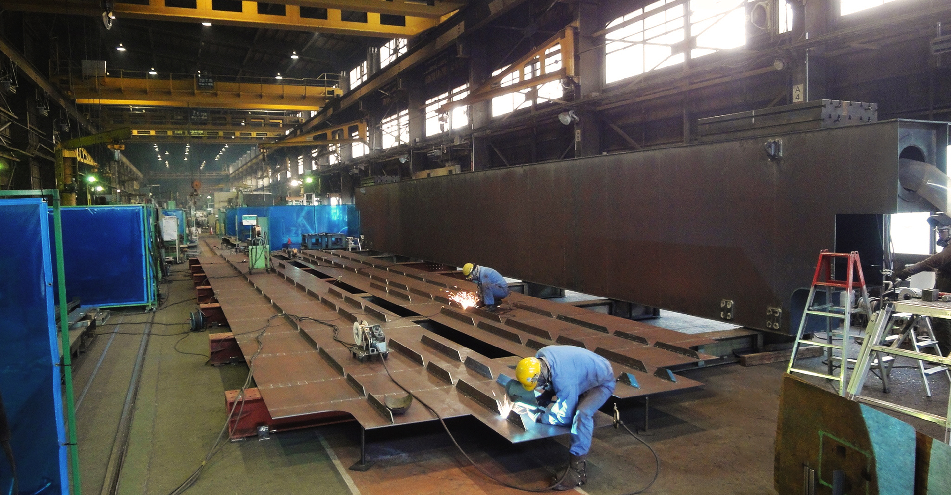 中山機械工場内 板金職場